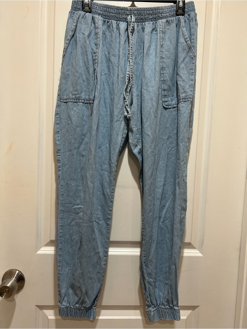 Women's Light Blue Denim Ankle Jogger Jeans - Elastic Waist